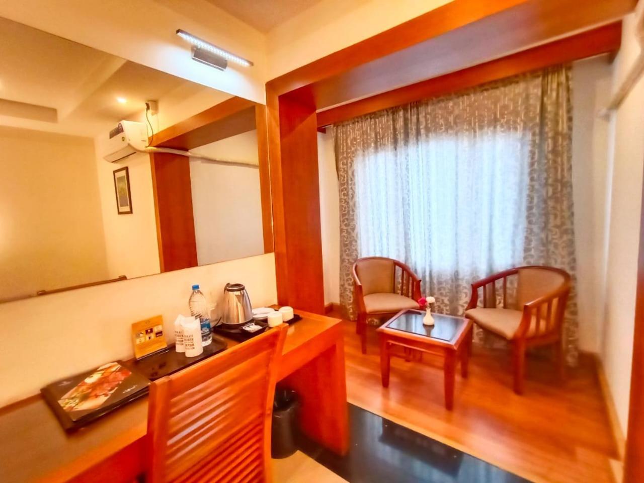 希尔宫水疗酒店 Kochi 外观 照片